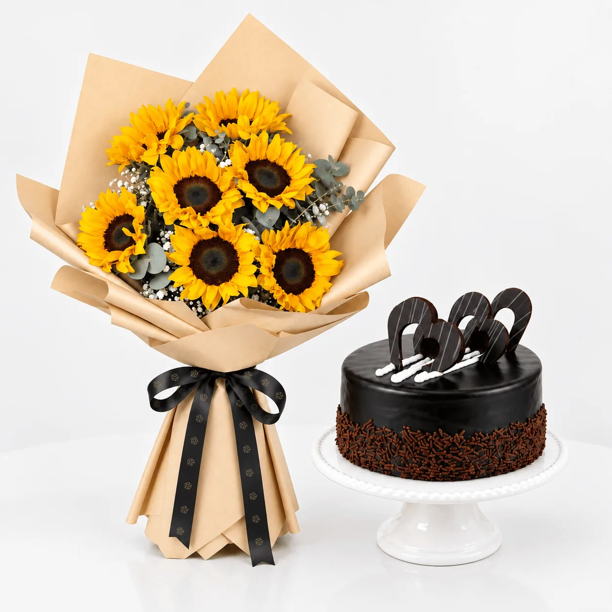Sunflower Bouquet with 500 g Truffle Cake