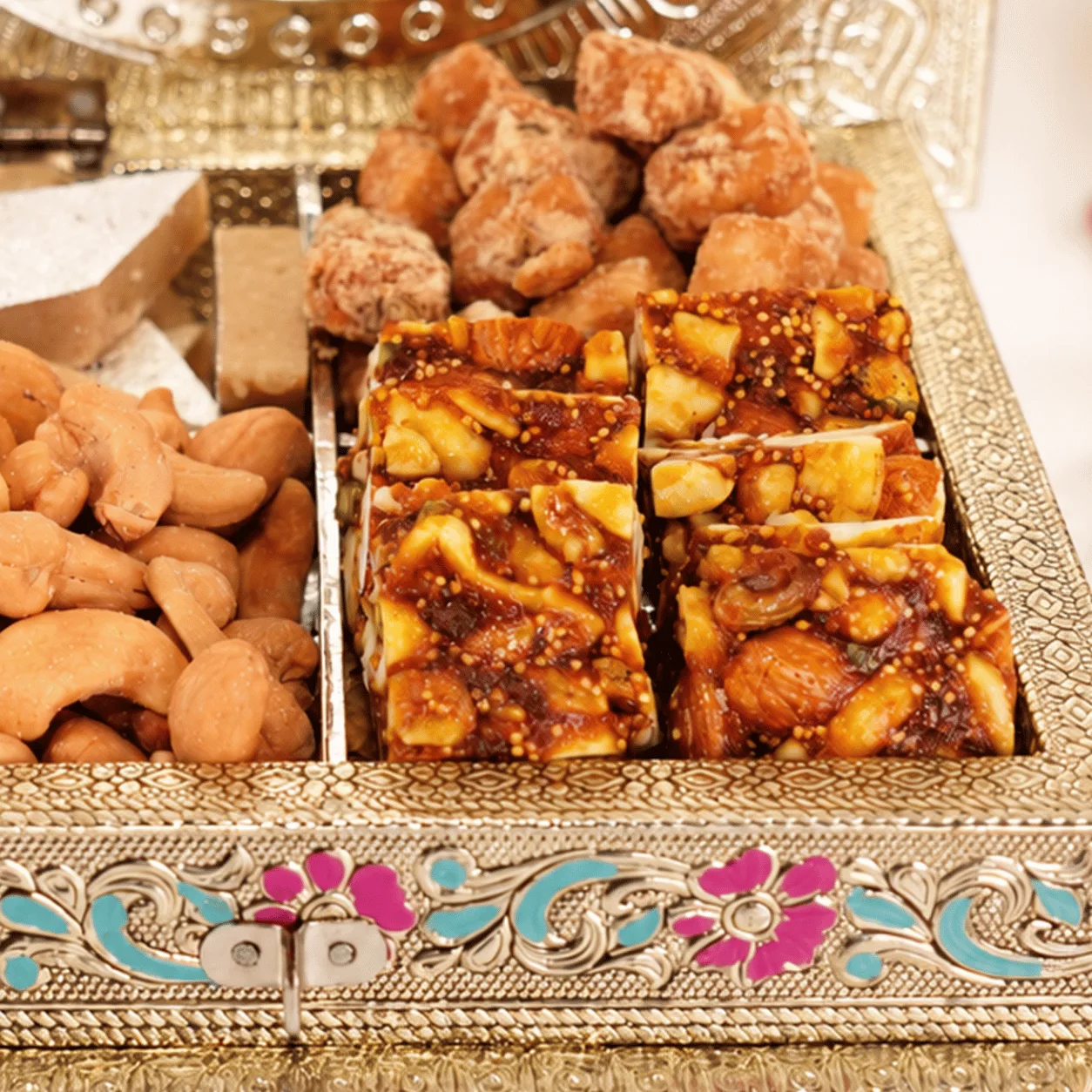 Swarna Shagun Diwali Sweets & Dry Fruits Box