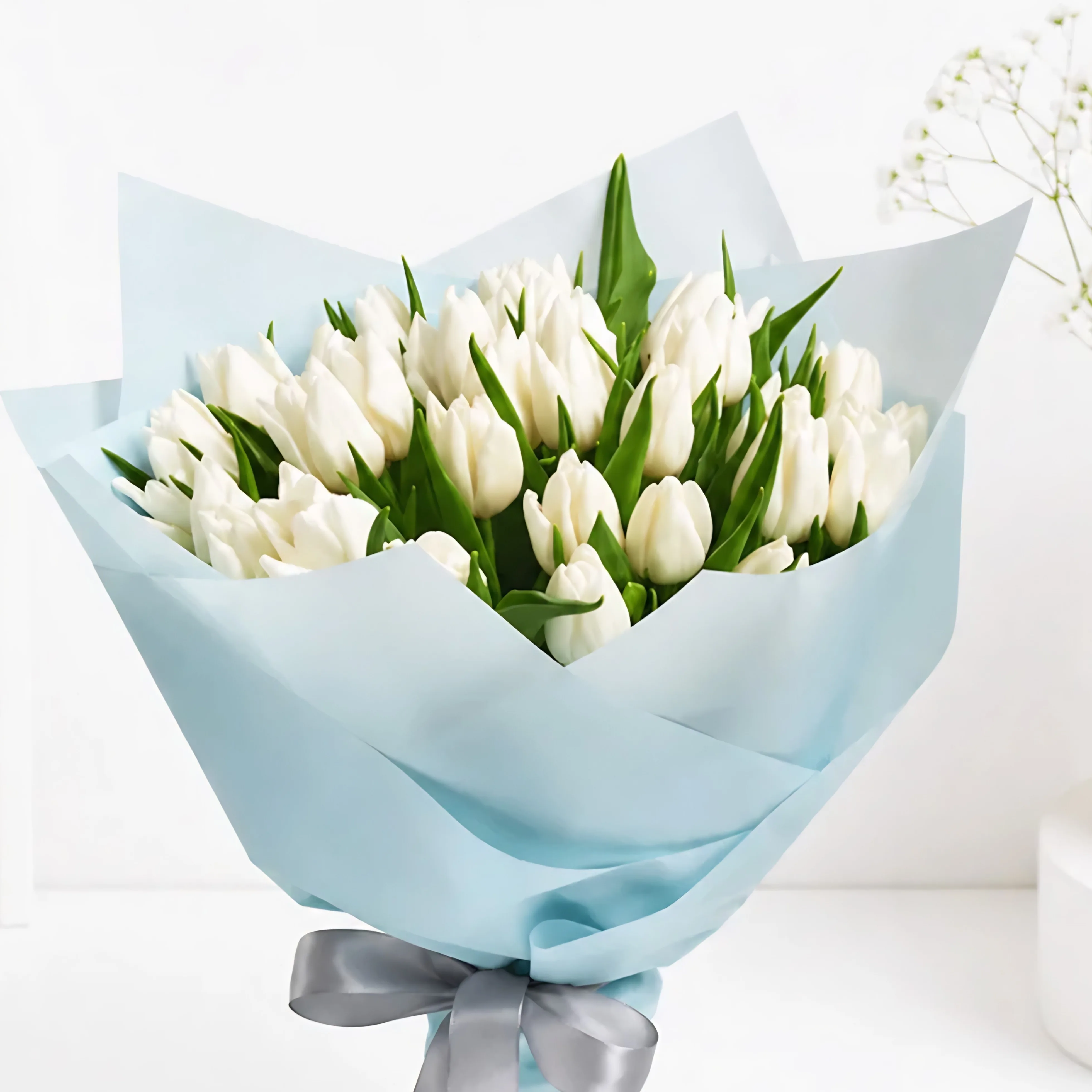 35 White Tulips Bouquet