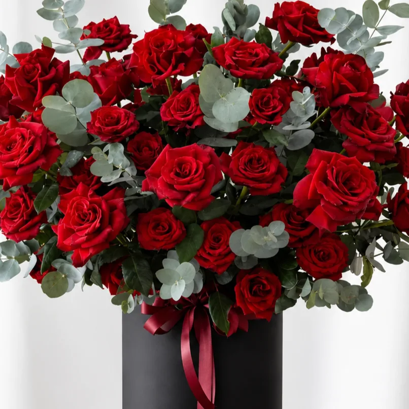 Love in Bloom floral arrangement with beautiful fresh flowers for romantic gifting