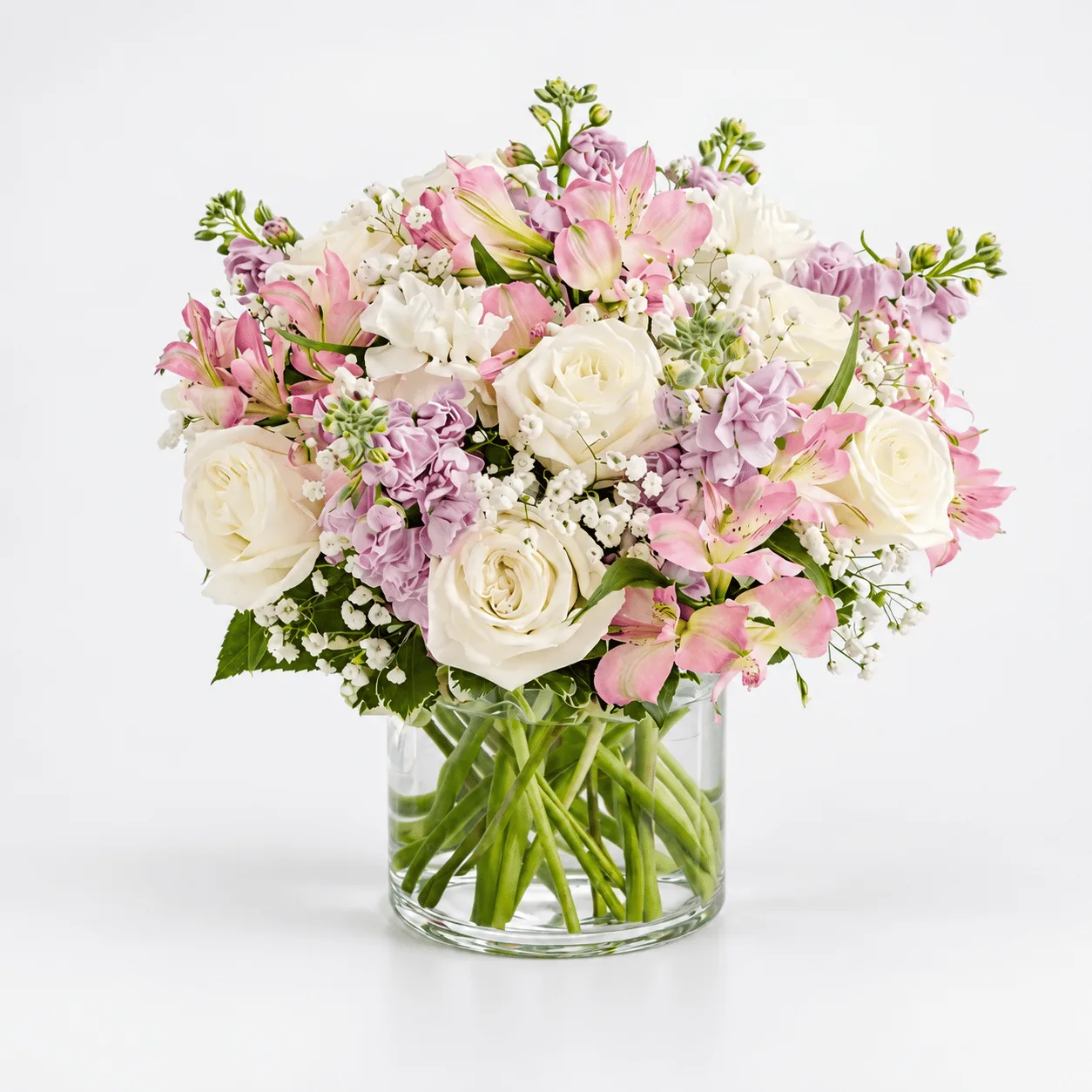 Luxury pink and white flower vase arrangement for birthdays, anniversaries and special occasions in Dubai.