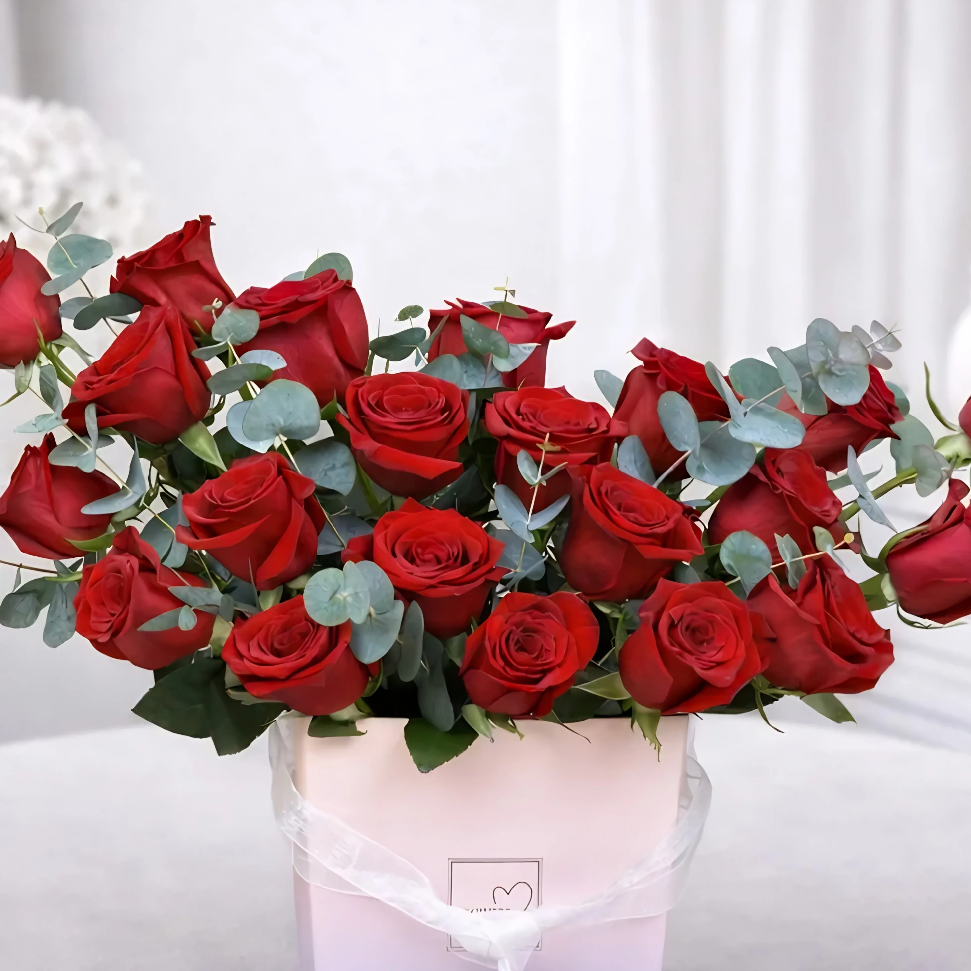 Love Bound 25 Red Roses Box