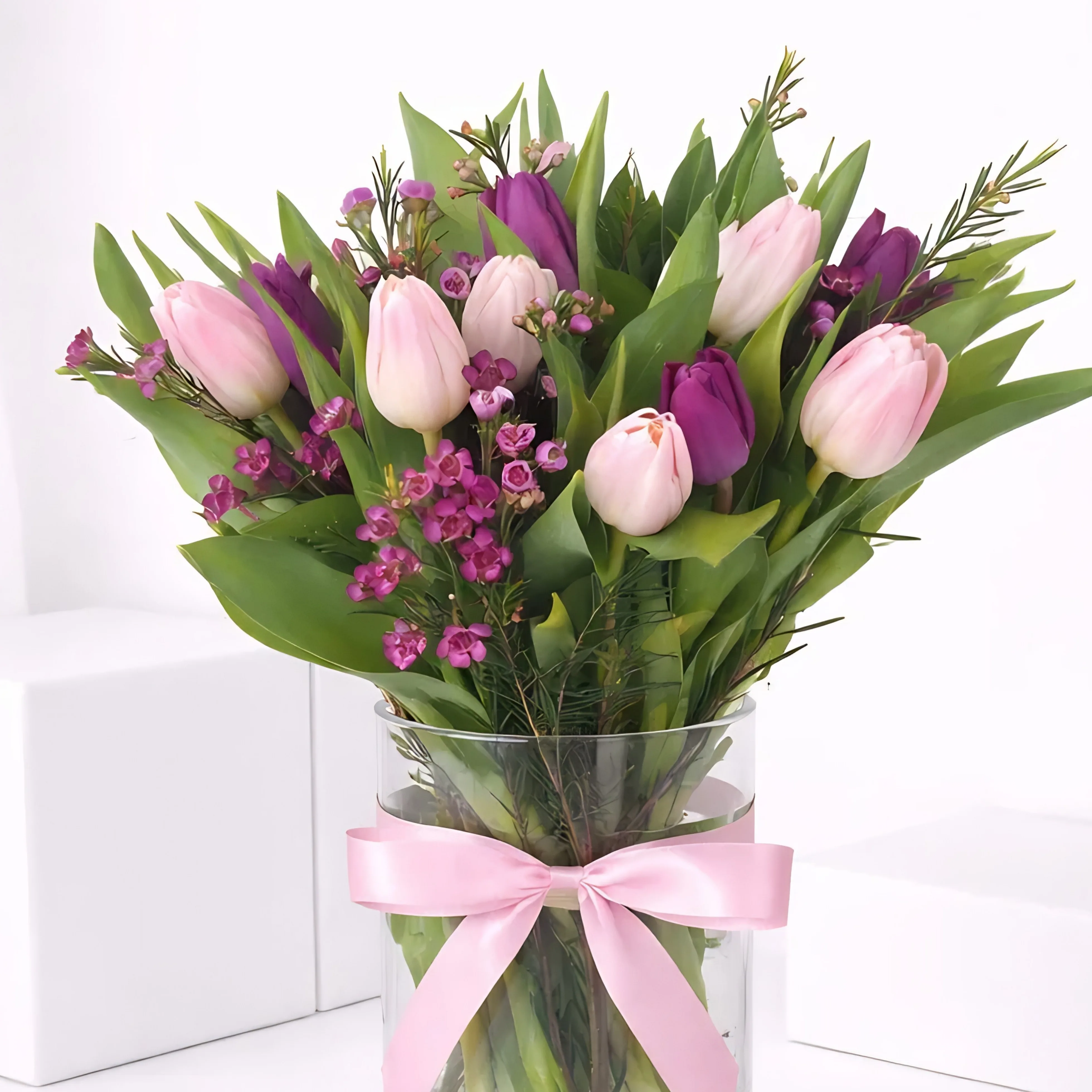 Blush & Lavender 21 Tulip Elegance Vase